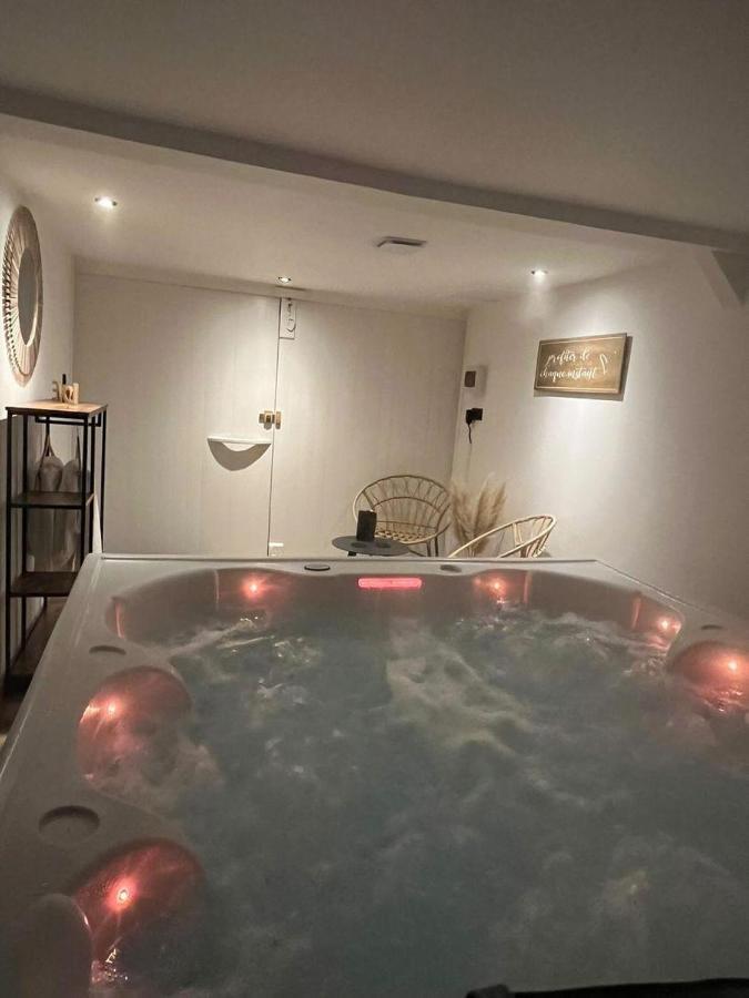Roulotte La Boheme Est Son Spa En Baie De Somme Arrest Buitenkant foto